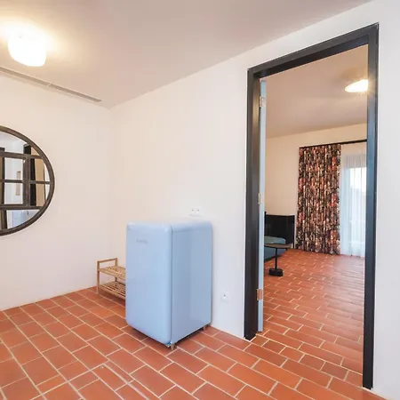 Hotel Thaya Vinarstvi 4*